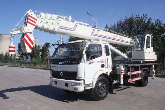 點擊查看詳細(xì)信息<br>標(biāo)題：12-16噸汽車吊 閱讀次數(shù)：4068