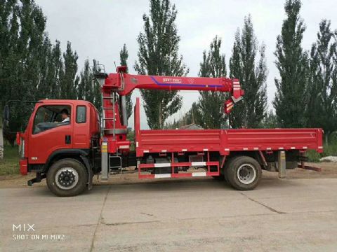 點(diǎn)擊查看詳細(xì)信息<br>標(biāo)題：8噸東風(fēng)隨車吊 閱讀次數(shù)：1817