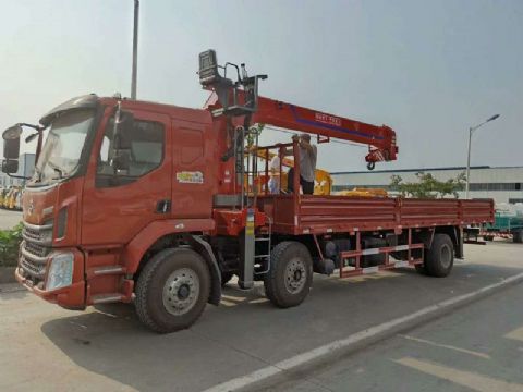 點(diǎn)擊查看詳細(xì)信息<br>標(biāo)題：柳汽前四后四隨車吊 閱讀次數(shù)：1703