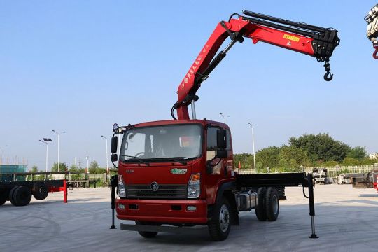 點擊查看詳細信息<br>標(biāo)題：6.3噸折臂吊 閱讀次數(shù)：2675