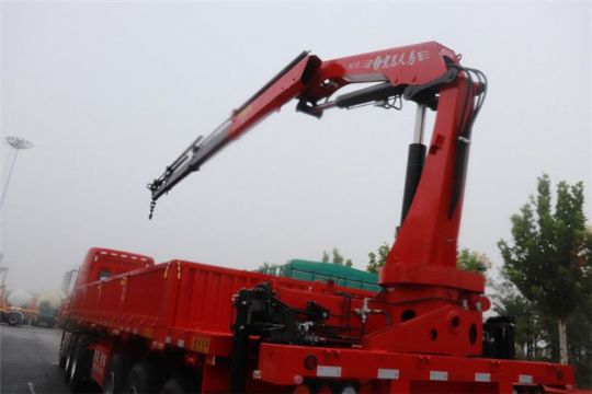 點擊查看詳細信息<br>標(biāo)題：SQ5S3  5噸折疊臂 閱讀次數(shù)：2979